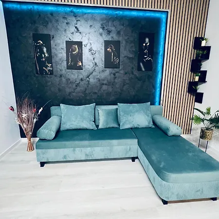 M&g Luxury *